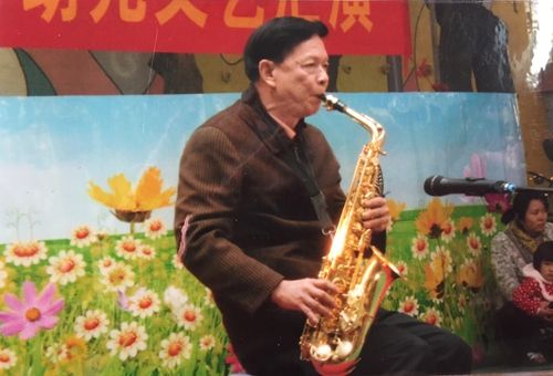 6、杜玉華在演奏。.jpg