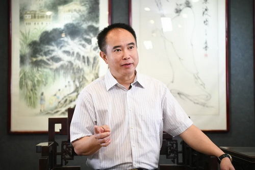 新西蘭中華文化交流協(xié)會會長鄭朝東.jpg