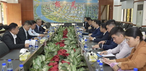 與板芙鎮(zhèn)政府開展座談_調(diào)整大小.jpg