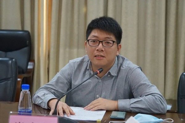 南頭鎮(zhèn)副鎮(zhèn)長肖彥余_調(diào)整大小.jpg