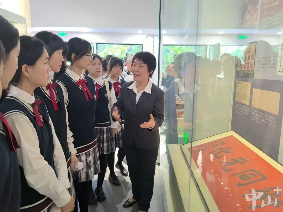 _cgi-bin_mmwebwx-bin_webwxgetmsgimg__&MsgID=125167