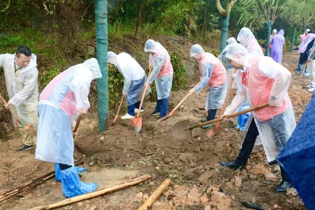 _cgi-bin_mmwebwx-bin_webwxgetmsgimg__&MsgID=868906