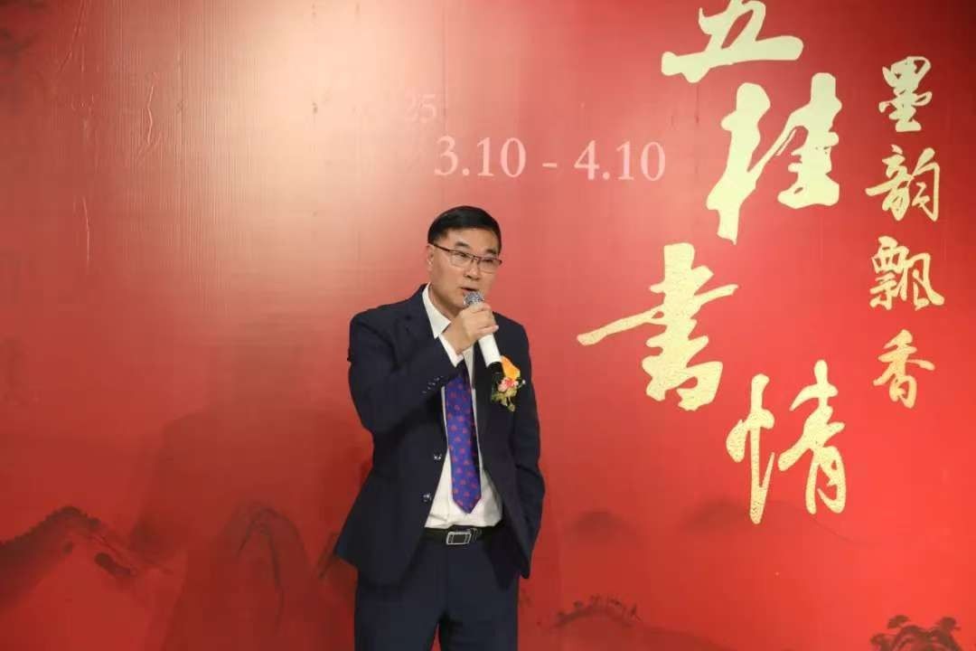 _cgi-bin_mmwebwx-bin_webwxgetmsgimg__&MsgID=823346