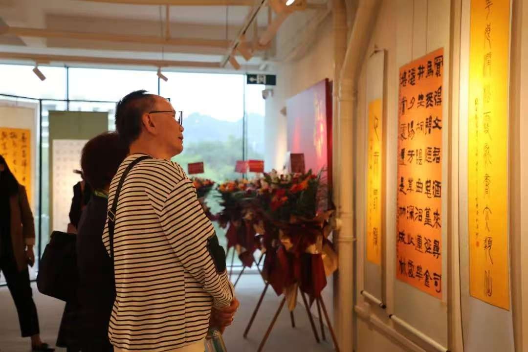 _cgi-bin_mmwebwx-bin_webwxgetmsgimg__&MsgID=454876