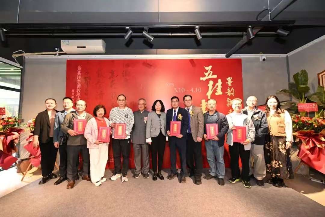 _cgi-bin_mmwebwx-bin_webwxgetmsgimg__&MsgID=723167