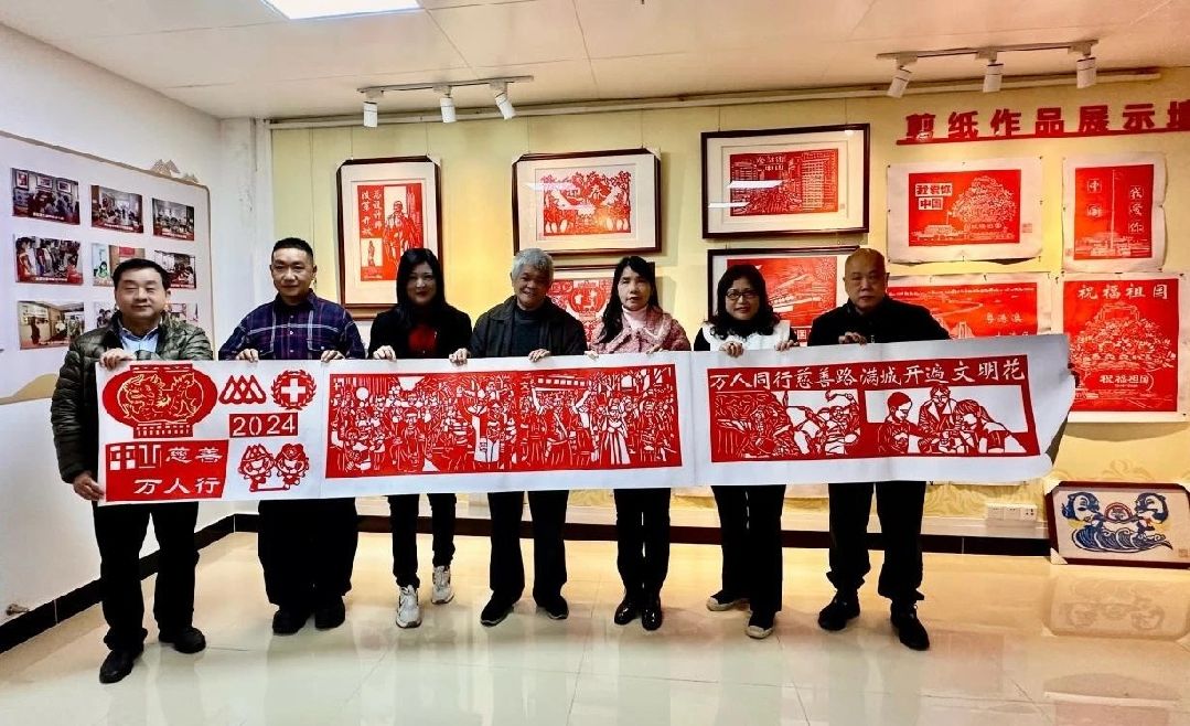 _cgi-bin_mmwebwx-bin_webwxgetmsgimg__&MsgID=858507