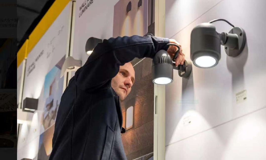 _cgi-bin_mmwebwx-bin_webwxgetmsgimg__&MsgID=381114